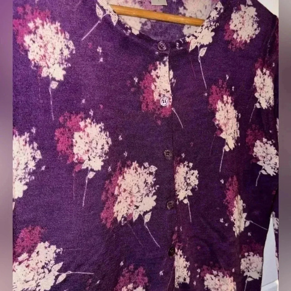 Garnet Hill Women’s 100% Merino Wool Cardigan Knit Egg Plant Purple Sweater - Picture 5 of 8